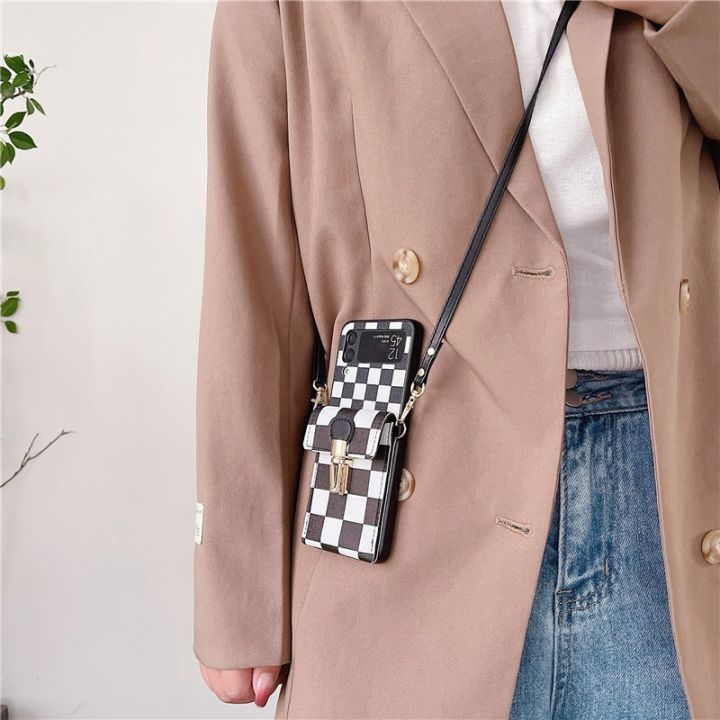 cold-noodles-girl-crossbody-long-belt-chain-checkerboard-purse-phone-case-for-samsung-galaxy-z-flip-4-3-5g-gird-pattern-leather-wallet-cover