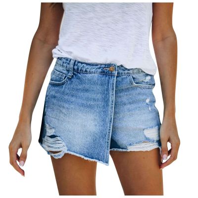 Women Light Blue Hole Jeans Denim Shorts Womens Casual Fashion Insert Pockets Sexy Personality Ultra-short Denim Shorts L3