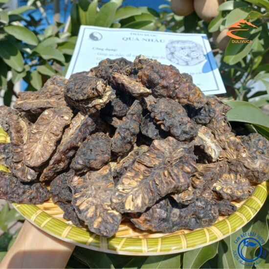 Quả nhàu khô chữa bệnh xương khớp như thế nào