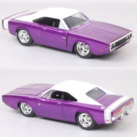 คลาสสิก Jada 24ขนาด Dom 1970 Dodge Charger Rt D Iecasts และของเล่นยานพาหนะกล้ามเนื้อรถแข่งรุ่น Fast Furious สำหรับการเก็บรวบรวม