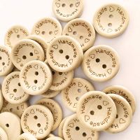 30/50Pcs Wooden Buttons Sewing Clothing Buttons Wooden Handmade Button Letter Love for DIY Crafts Scrapbooking Wedding Decor Haberdashery