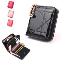 【CW】 Women  39;s Multi-Color Coin Purse Short Small Card Holder Ladies Wallet Patent Leather Embossed New