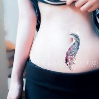 สี Feather ชั่วคราว TATTOO สติกเกอร์กันน้ำติดทนนานหญิงปกปิด Belly ปุ่มแนวตั้งรอยแผลเป็น Beach Travel 3.8*13cm