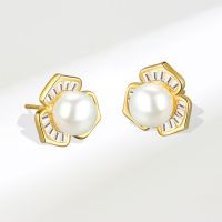 [COD] version of ins rotating pearl earrings female simple retro French elegant high-end temperament zircon