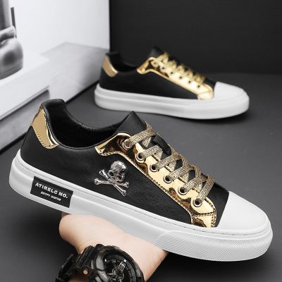 Brand New Men Leather Casual Shoes Street Trend Skulls Comfortable Flat Skate Shoes Young Man Lace-Up Sneakers