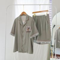 ชุดนอน Muslin pajamas  ชุดนอน  Silk Satin ผ้านุ่มลื่น ใส่สบาย ( รุ่น Y100 )