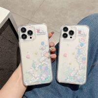 เคสโทรศัพท์ Cinnamoroll โปร่งใสแบบทรายดูดสำหรับ iPhone 15 14 13 12 Pro Max 11ผงเลื่อมแวววาวแวววาวแวววาวแวววาวแวววาวน่ารักปกป้องกล้องฝาครอบ TPU แบบนิ่มการออกแบบที่สร้างสรรค์