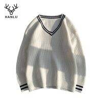 ™✢┅ HANLU【COD】เสื้อผ้าผช แฟชั่นคู่เสื้อถักหลวมด้านนอกสวมคอวีสีทึบเสื้อกันหนาวเวอร์ชั่นเกาหลีลำลองแนวโน้มเสื้อกันหนาว