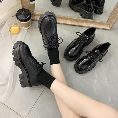 MUSTYSใหม่สไตล์อังกฤษรองเท้าหนังขนาดเล็ก ผู้หญิงฤดูใบไม้ผลิและฤดูใบไม้ร่วงเพิ่มความหนาพื้นรองเท้าผูกเชือกรองเท้า, รองเท้าผู้