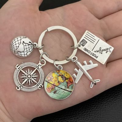 The earth is Flat Glass Cabochon Metal Pendant Key Chain Fashion Men Women Key Ring Jewelry Gifts Keychains Key Chains