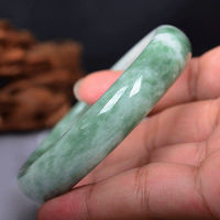 ？》：“： Real Grade A Natural China Jade Bangle Bracelet Charm Jewellery Fashion Accessories Hand-Carved Emerald Bangles Lady  Party Gift