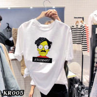 kr005พร้อมส่ง**สินค้ามาใหม่** เสื้อยืดคอกรมแฟชั่น แขนสั้น ลายMR.ซิมสัน เนื้อผ้านุ่ม ใส่สบาย ไม่ร้อน ผ้าไม่หนาไม่บางเกินไป unisex