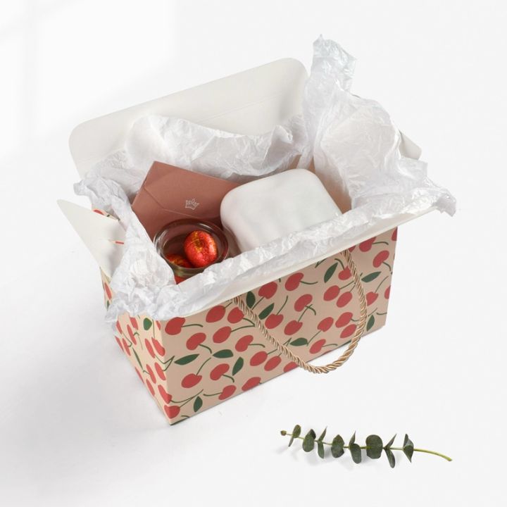 บนสินค้า-กล่องกระดาษแข็งกล่องเค้กของขวัญของหวาน10ชิ้นกล่องพกพาสะดวกวันแต่งงานรูปทรงเรขาคณิต