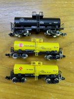 New Kawai N Oil Tankers, Model # 5450, 3 car set.  Unused fully tested. New Kawai N Oil Tankers รุ่น #5450 จำนวน 3 คัน ยังไม่ได้ใช้ ทดสอบแล้ว.