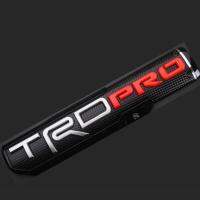 TRD PRO ป้ายสัญลักษณ์บนกันชนด้านข้างประตูรถโลโก้สติ๊กเกอร์สำหรับโตโยต้าด้านหลังรถรูปลอกติดท้ายรถดัดแปลงเฉพาะตัว