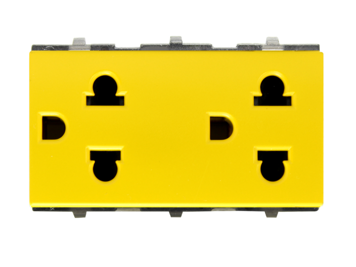 haco-2-gangs-3-pins-euro-american-socket-16a-250v-สีเหลือง-รุ่น-a8-e233-y