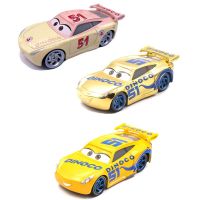 ของเล่นสำหรับเด็กรถพิกซาร์3 Lightning Mcqueen ใหม่ชุดบูติกเงินแบบครูซสำหรับโชว์รถโมเดลเหล็กรถของขวัญคริสต์มาส