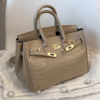 [Hot style] High-end crocodile bag for women 2022 new fashion versatile trendy platinum shoulder crossbody