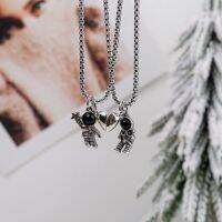 Magnetic Necklaces Couples