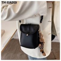 New summer bag shoulder inclined across mobile phone bag lady bags leather wallet bag head layer cowhide bucket