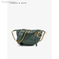 【กระเป๋าถือ】 Charles And Keith กระเป๋าถือสายโซ่สะพายสําหรับผู้หญิง Kecil Selempang GA06 gift Christmas Gift