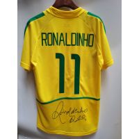 2002 Brazil Ronaldinho ลงนามเสื้อหมายเลข 11 Ronaldinho พิมพ์เสื้อฟุตบอล Hot Stamped และลงนามรุ่น