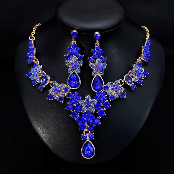 amart-fashion-glamour-jewelry-set-has-a-fabulous-unique-design-suitable-for-grand-occasions-such-as-dance-parties