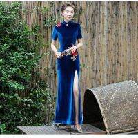 กำมะหยี่สีทองยาวเดินแบบ Cheongsam 2021 สง่างามแยกปรับปรุงเย็บปักถักร้อย Chinoiserie เวทีการแสดงชุด Cheongsam สำหรับผู้หญิง