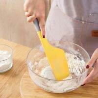 34cm Spatula Non Stick Omelette Turner Scraper Flour Mixing Baking Resistant Pastry