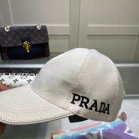 จุด Prada หมวกเบสบอลฤดูใบไม้ร่วงใหม่อินเทอร์เน็ตดาราร้อนที่มีประเภทเดียวกันอินเทรนด์ทุกการจับคู่หมวกเบสบอลหมวกยอดแหลมสบายๆวันหยุดเดินทางคู่ชายและหญิง