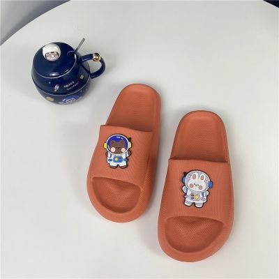 Household slippers on shit feeling slippers cartoon lovely home shower antiskid can wear cool slippers mens and womens large base drag