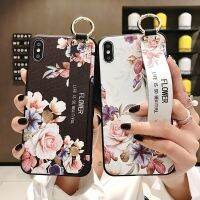 Wristband Luxury Phone holder Case For Motorola Moto One Vision Action Fusion Plus Hyper One 5G UW Zoom Pro Macro Phone Cases Phone Cases