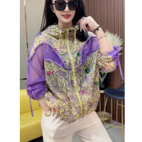 European Station 2023 Summer New Hooded Sunscreen Coat Womensบางส่วน Niche Design Loose Stitching Top Trend