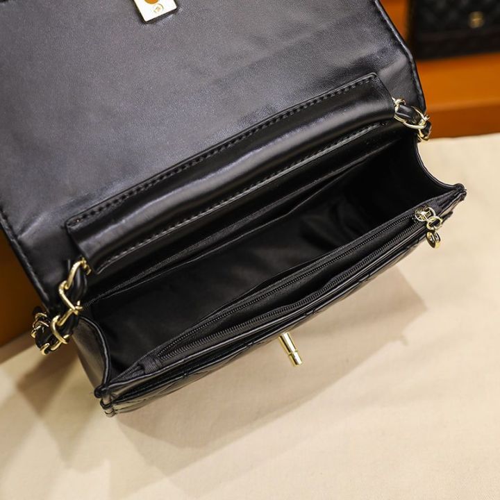 กระเป๋าสะพายหลังเล็ก-ๆ-ของฮ่องกง-2023-กระเป๋าหนังแกะแฟชั่นใหม่-กระเป๋าสะพายหลัง-linge-chain-กระเป๋าสะพายหลังฤดูร้อน