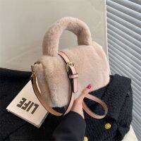 ผู้หญิง Faux Fur กระเป๋าถือ Lady ไหล่กระเป๋า Casual Plush Handle Doctor Crossbody ฤดูหนาวน่ารัก Mini Small Square