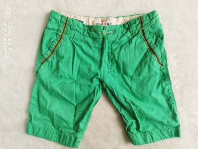 Hollister : กางเกงขาสั้น ใส่เล่น size 9-12y