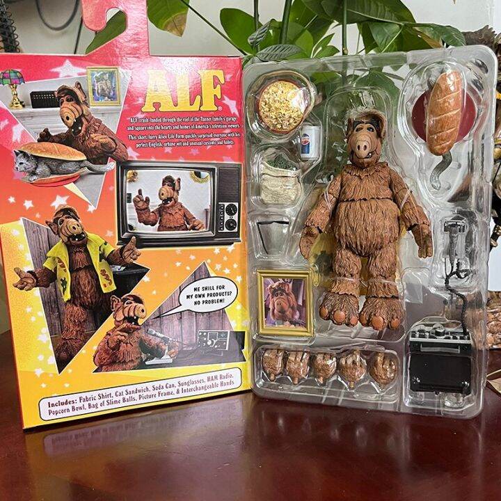 ultimate-neca-alien-alf-ฟิกเกอร์ชีวิตรูปแบบ-neca-dracula-ตุ๊กตาขยับแขนขาได้โมเดลเคลื่อนไหวตุ๊กตาขยับข้อได้ตุ๊กตาคริสต์มาสกวางเรนเดียร์วันเกิด