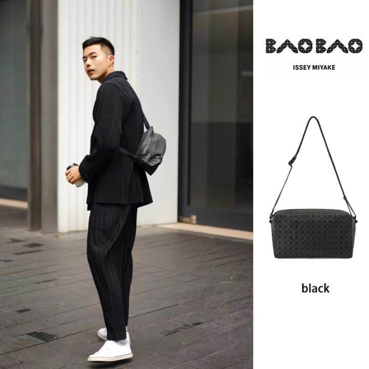 New ของแท้ กระเป๋า Janpa BAOBAO SADDLE BAG ของแท้ จาก Baobao issey