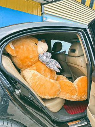 radatoys-ตุ๊กตาหมีตัวใหญ่-ตุ๊กตาหมีจัมโบ้-ตุ๊กตาหมีสีน้ำตาล-ขนาด-1-5-เมตร-ตัวใหญ่ตัวอ้วน-ผลิตจากผ้าและใยคุณภาพดี