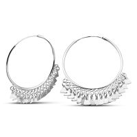 925 sterling silver earrings, round hoops, decorated with a triangle pendant/ต่างหูห่วงเงินแท้925พร้อมจี้รูปสามเหลี่ยม