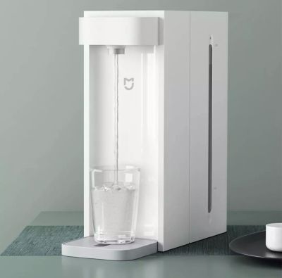 Xiaomi Instant Water Dispenser C1 เครื่องทำน้ำร้อน ขนาดความจุน้ำ 2.5 ลิตร ทำน้ำร้อนได้เพียง 3 วินาที