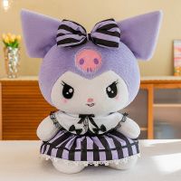 Sanrio Kawaii Kuromi 2023ใหม่ตุ๊กตามือตุ๊กตาเมโลดี้ฤดูร้อนกระโปรงลายการ์ตูนของเล่นหมอนเบาะโซฟาสำหรับของขวัญวันเกิดเด็กผู้หญิง