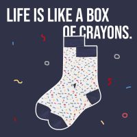 emmtee.emmbee - ถุงเท้า Life is like a box of crayons
