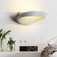 New living room modern minimalist ho bed and breakfast restaurant personality aisle wall lamp bedroom bedside wall lamp