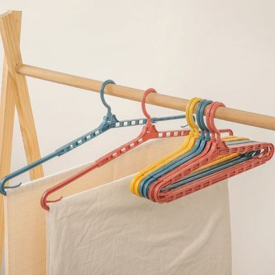 5 pcs Extendable Rotating Clothes Hanger Non Slip Extra Large Hangers Plastic Clothes Hangers Pegs