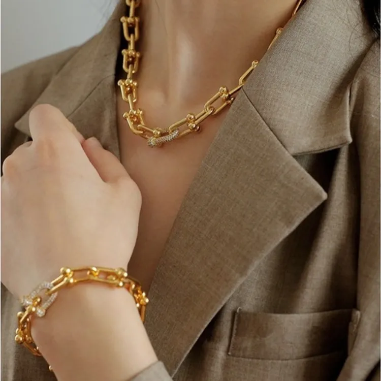 Details 152+ gold paperclip necklace tiffany songngunhatanh.edu.vn