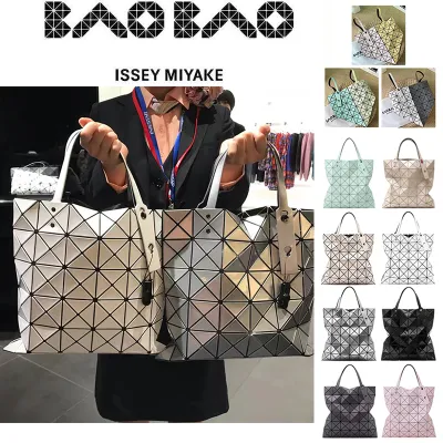 New ของแท้ 💯 กระเป๋า baobao issey miyake Lucent 6x6 บล็อคกระเป๋า กระเป๋าถือผู้หญิง กระเป๋าถือ กระเป๋าสะพายข้าง TOTE BAG