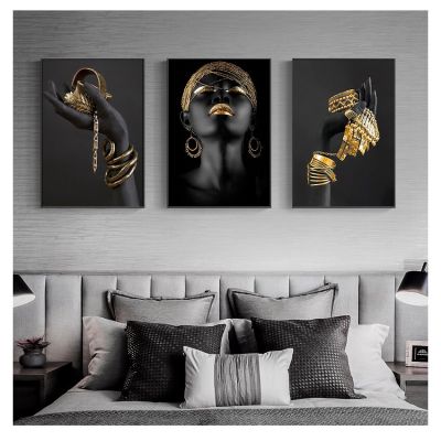 โปสเตอร์และภาพพิมพ์ศิลปะผู้หญิงผิวดำขนาดใหญ่ที่ถือเครื่องประดับทองคำผ้าใบภาพตกแต่งบ้าน3F แอฟริกัน0717