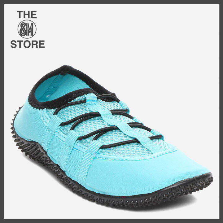 Kicks hotsell aqua shoes