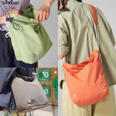The element house new lady inclined shoulder bag portable movement spring and summer knit are water